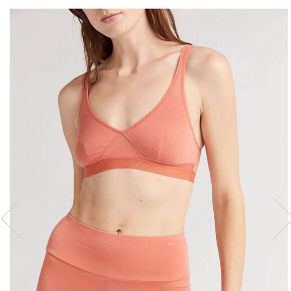 RICHER POORER - STRETCH LYOCELL RACER BACK BRALETTE- COOPER COIN - Picture 1 of 12